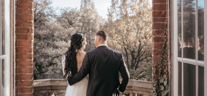 Main image for gallery Hella & Niklas – Hochzeit im Schloss Moyland