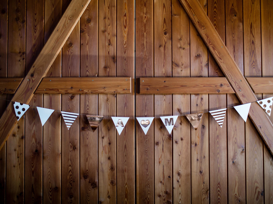 Main image for gallery Scheunenhochzeit im Februar