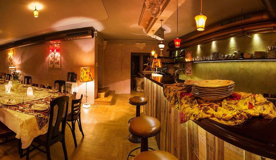 Main image for gallery Unsere Bar im Souterrain