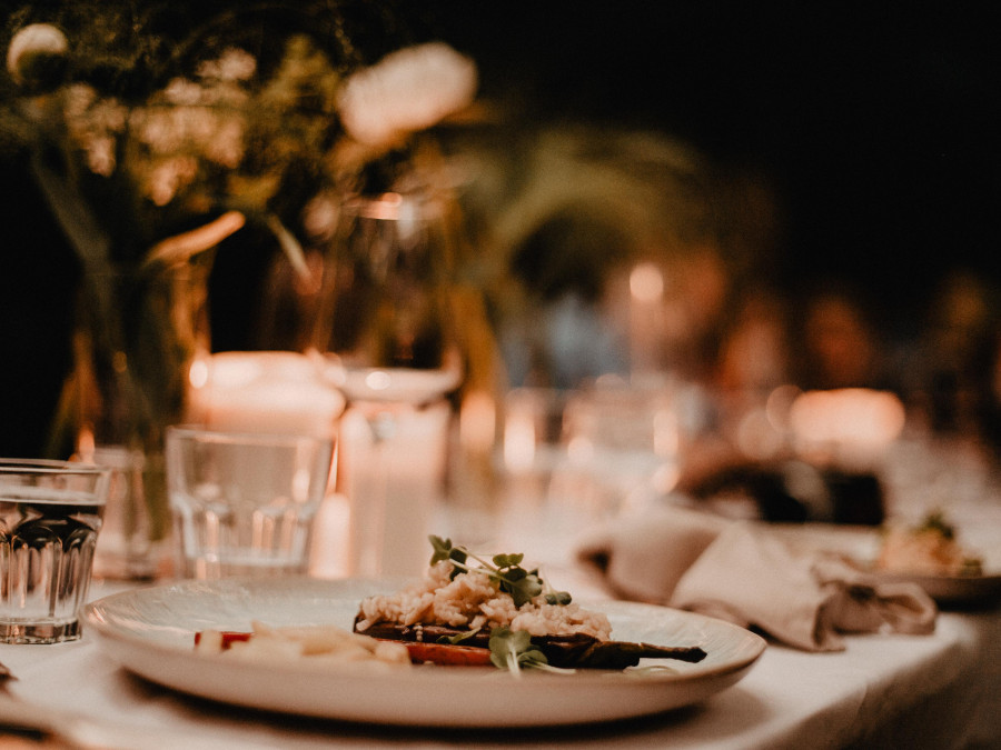 Main image for gallery Gemütliches Wald-Abendessen