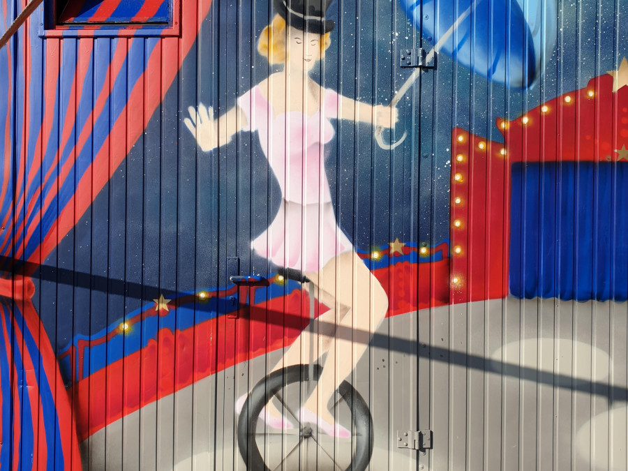 Main image for gallery Tanz in der Zirkusmanege