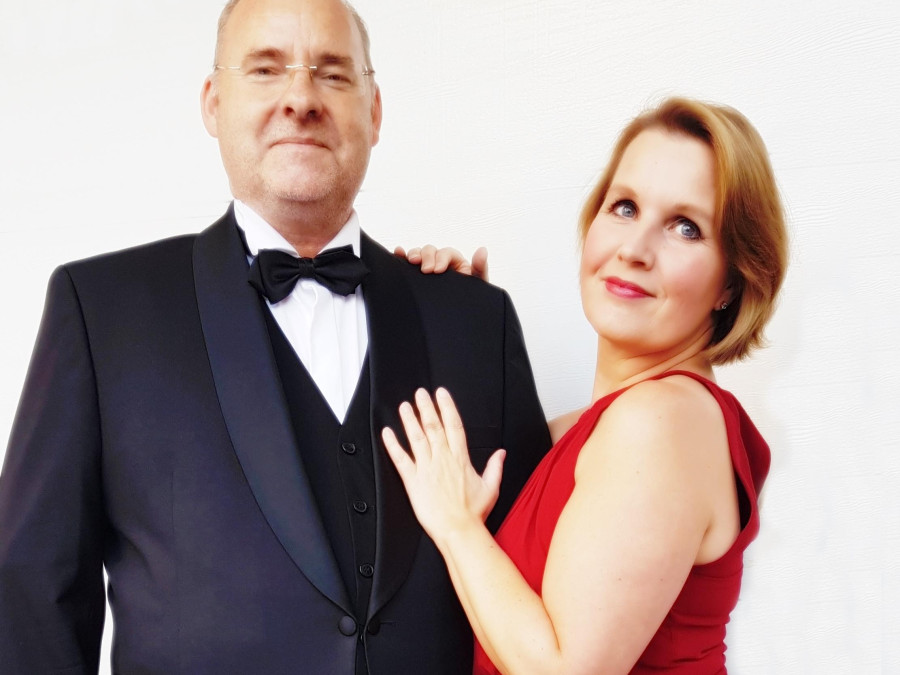 Main image for gallery Claudia Groß und Jan Weigelt
