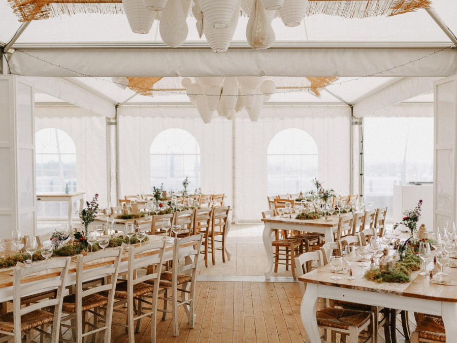 Main image for gallery Strandhochzeit