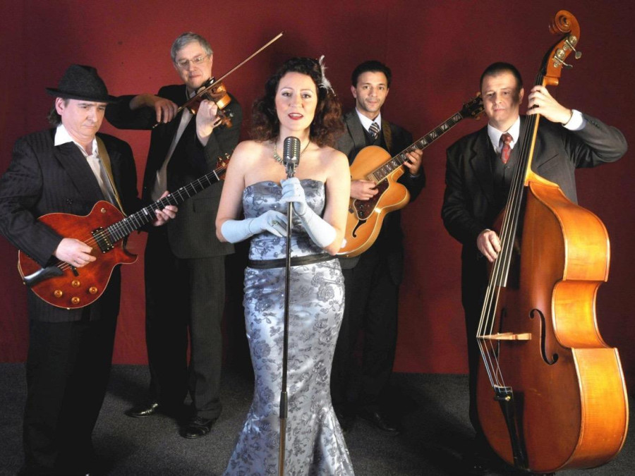 Main image for gallery Swing & Jazzband Viola con Padrinos