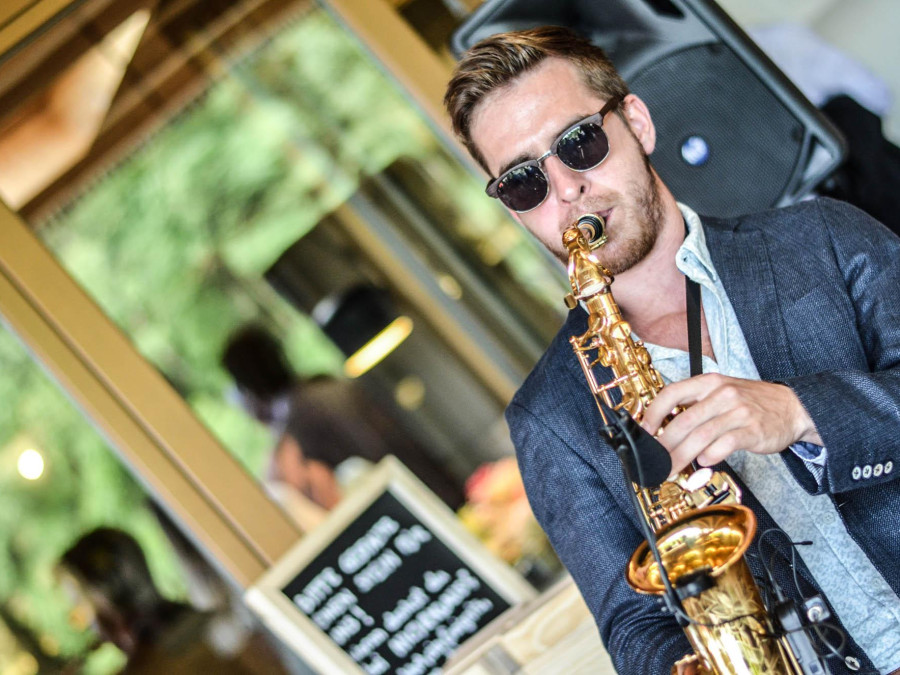 Main image for gallery Agape Saxophonist