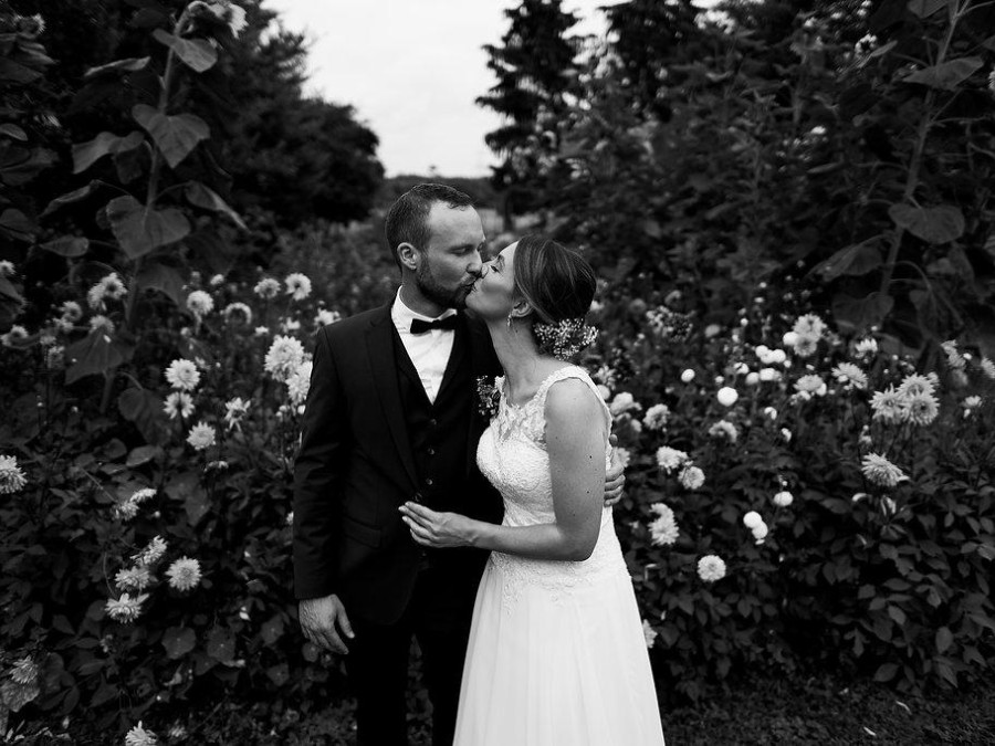 Main image for gallery Hochzeit auf Hofgut Rothöfe Köngen