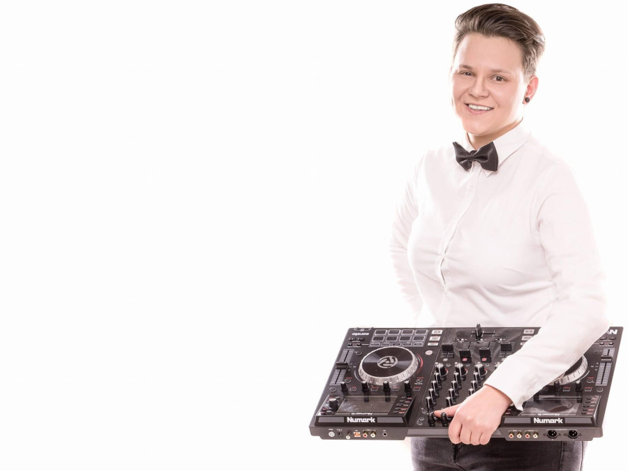Main image for gallery Ihre Hochzeits-DJ aus Chemnitz