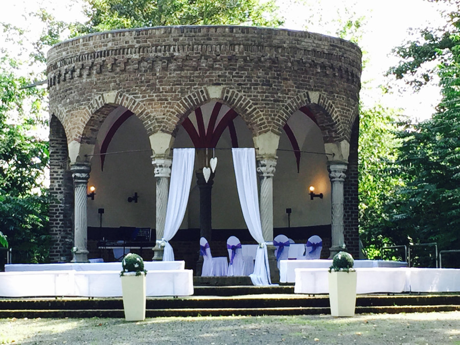 Main image for gallery Pavillon-Schlosspark