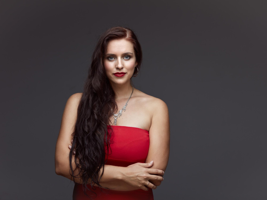 Main image for gallery Bianca AristĂa
