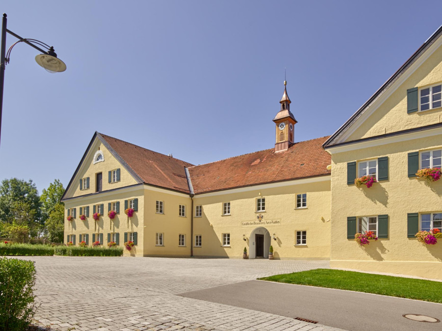 Main image for gallery Fassade Schlossbrauerei Valley