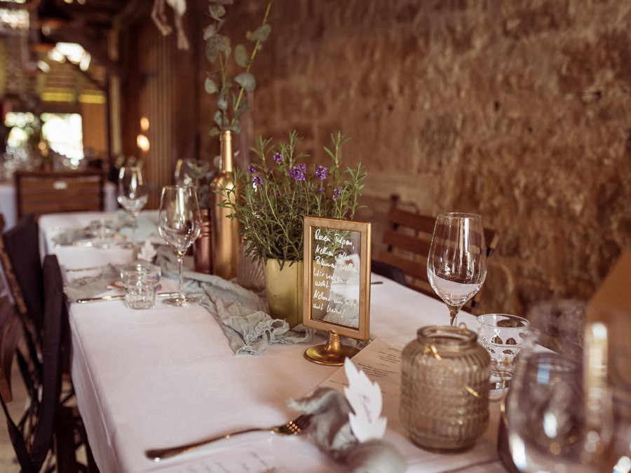 Main image for gallery Boho Hochzeit mit freier Trauung im Bertholt 57 in Gochsheim