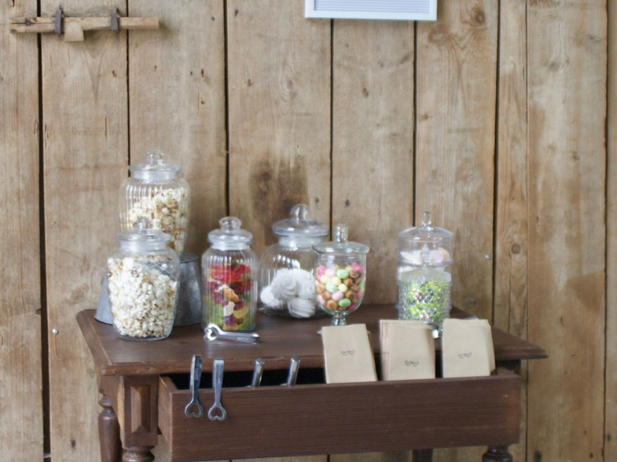 Main image for gallery Candybar