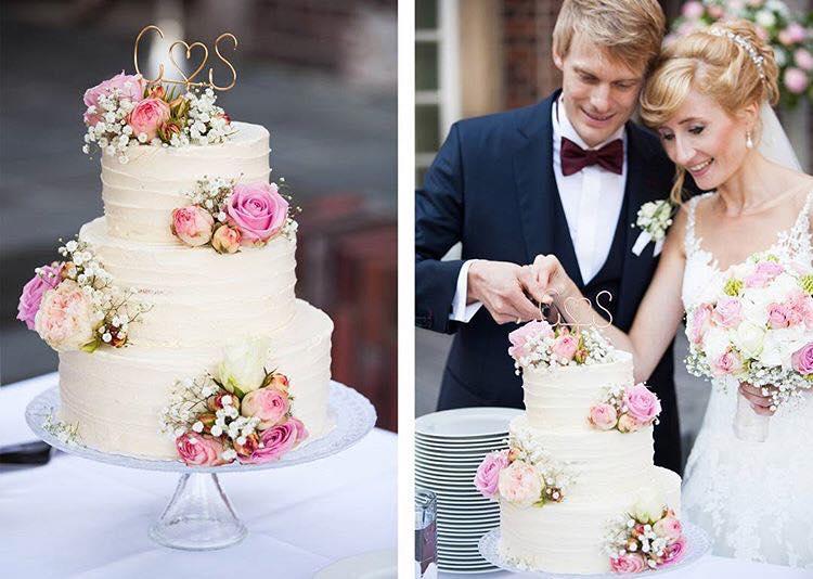 Main image for gallery Hochzeitstorte klassisch