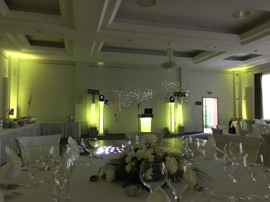 Main image for gallery Hochzeitsaufbau