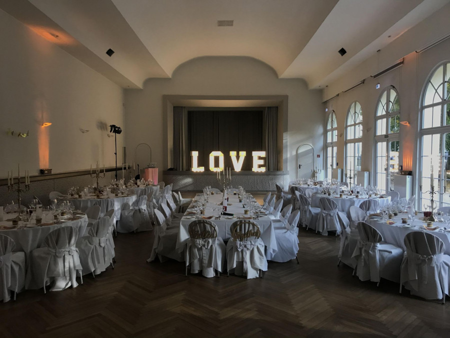 Main image for gallery HochzeitsDJ Ambiente