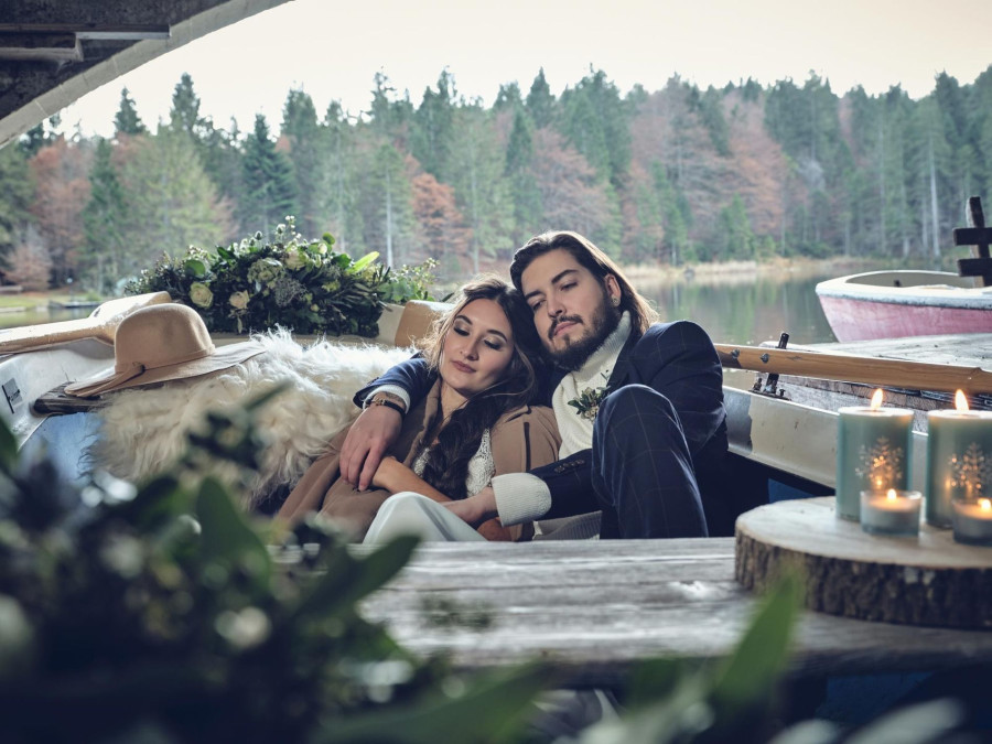 Main image for gallery Hochzeit am See