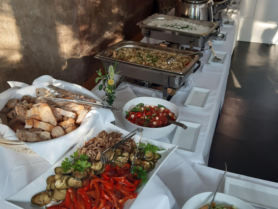 Main image for gallery Buffet