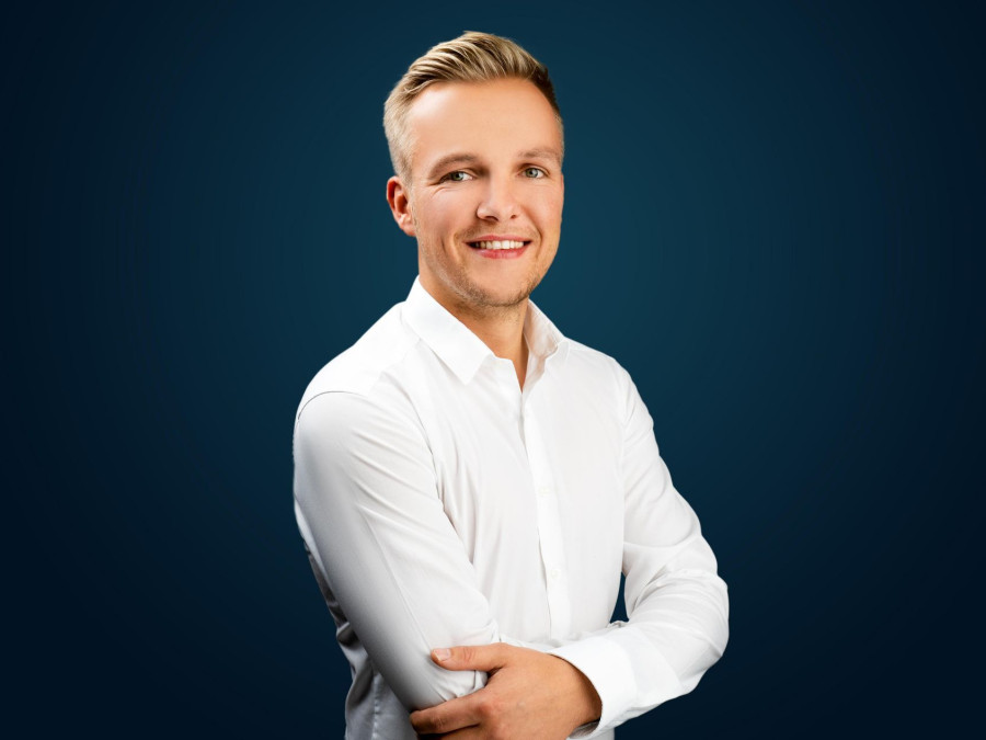 Main image for gallery Christian