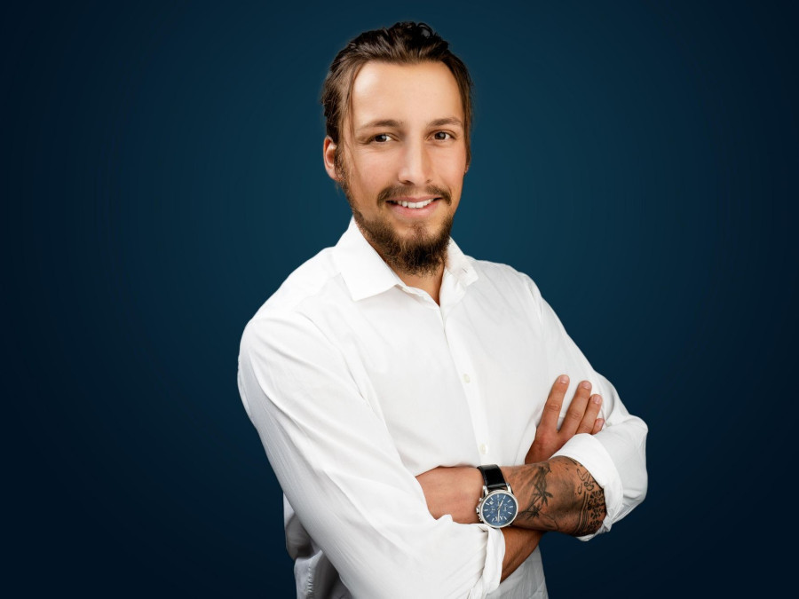 Main image for gallery Jannis