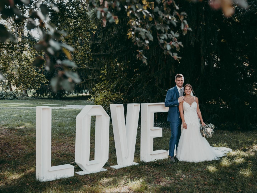 Main image for gallery LOVE Schriftzug