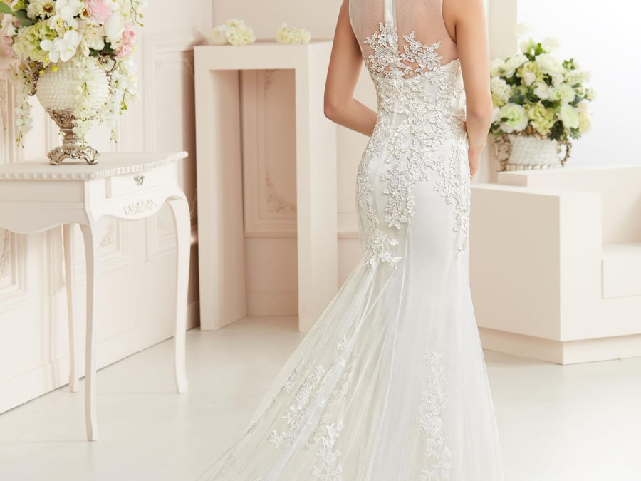 Main image for gallery Fishtail Brautkleid aus Spitze und Tüll
