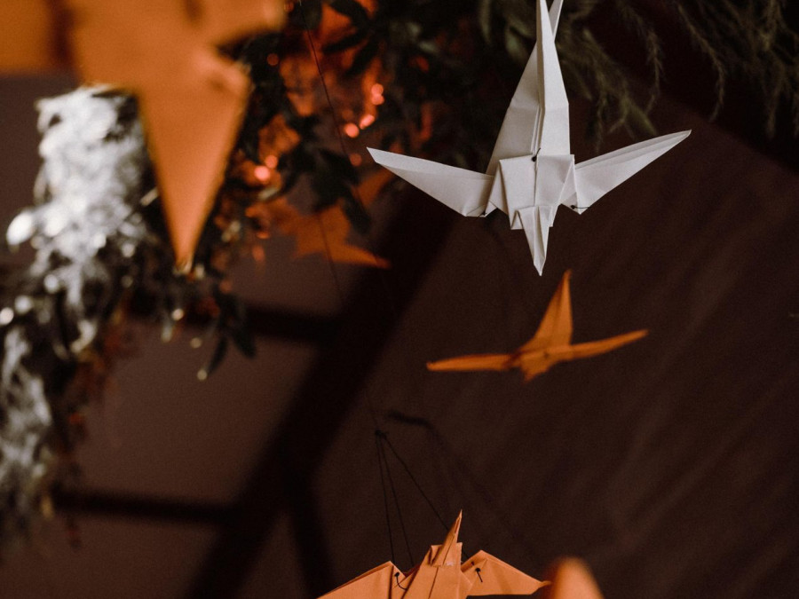 Main image for gallery Boho am Stadtstrand mit Origami
