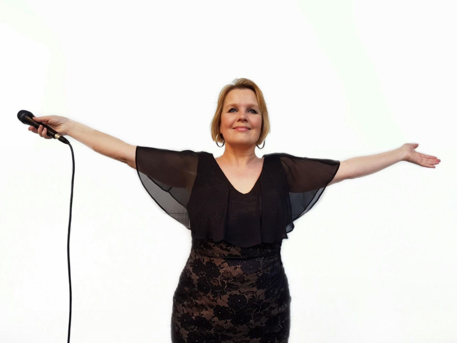 Main image for gallery Claudia Groß
