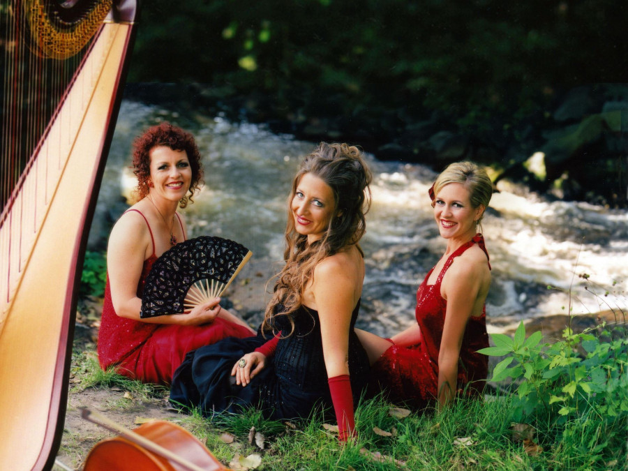 Main image for gallery Tres con Pasión