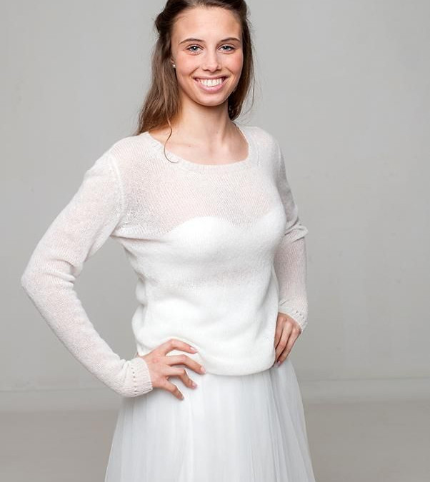 Main image for gallery Brautpullover aus Kaschmir oder Baby Alpaka gestrickt