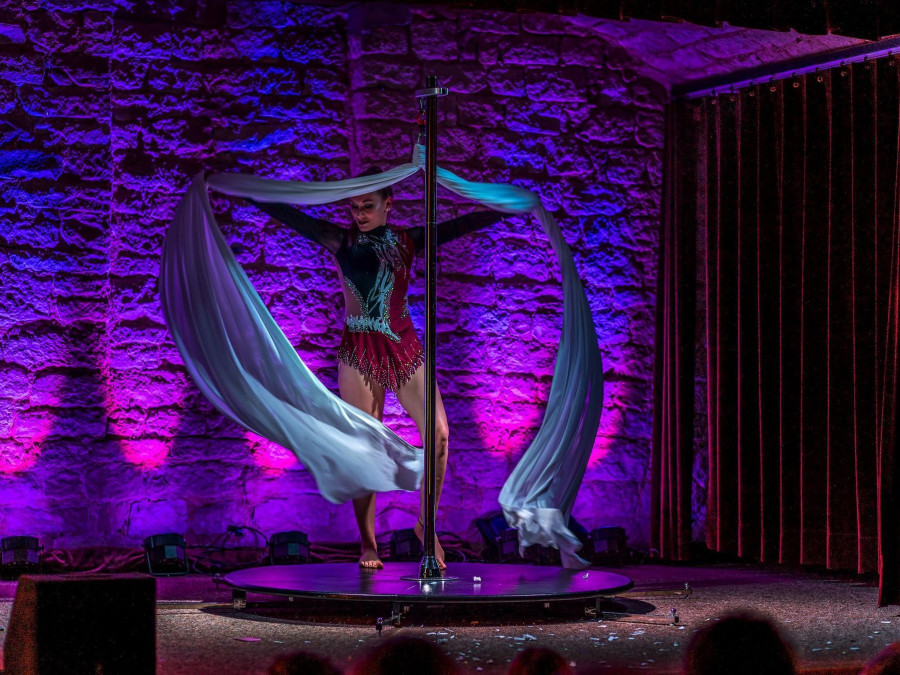 Main image for gallery Mel Aerial - Artistik & More
