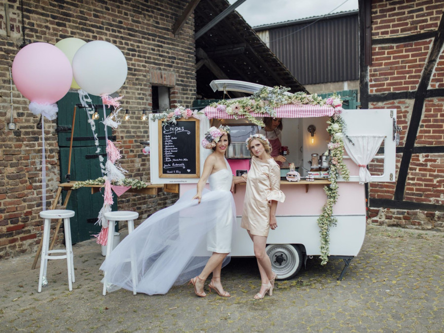 Main image for gallery Styled Shoot Leichtigkeit in Pastell