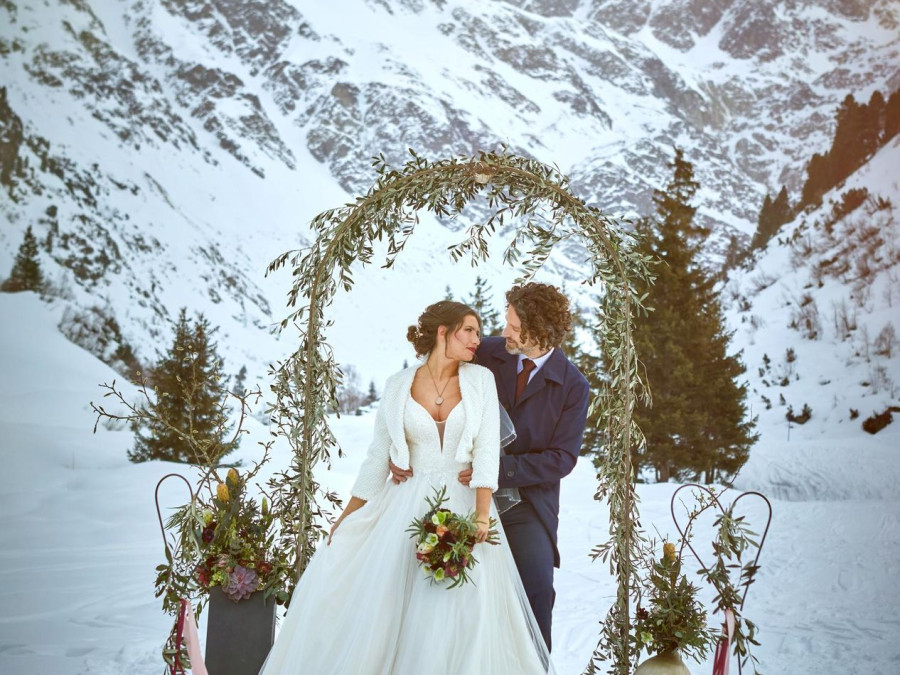Main image for gallery Winter Wedding