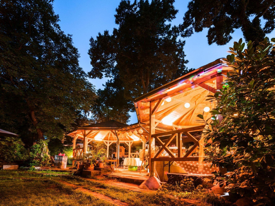Main image for gallery die Terrasse mit den Pagoden