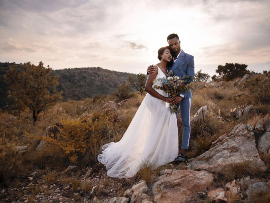 Main image for gallery Joyce & Kingsley