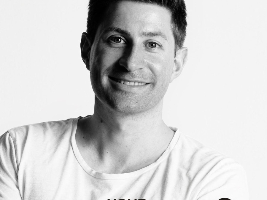 Main image for gallery Nikolas