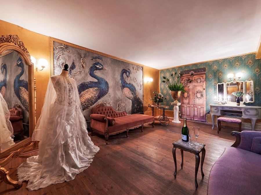 Main image for gallery Pfauenzimmer