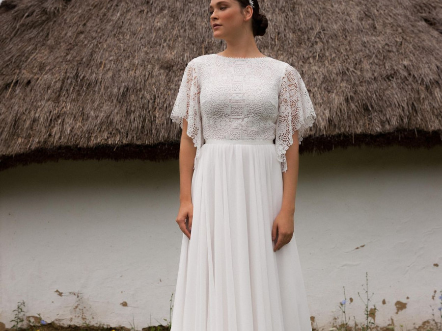 Main image for gallery Brautkleid für Curvys von Dalaarna | Fotocredit: Dalaarna