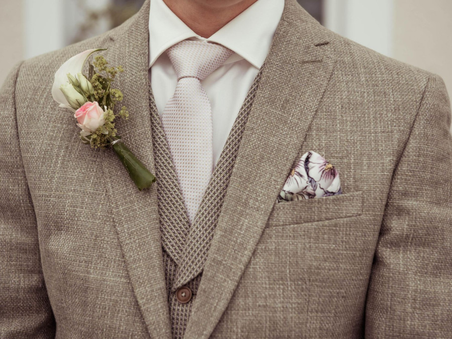Main image for gallery Standesamtliche Hochzeit in Coronazeiten