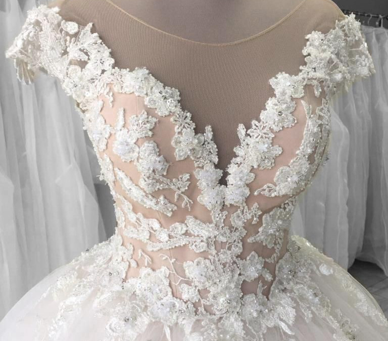 Main image for gallery Unsere Brautkleider