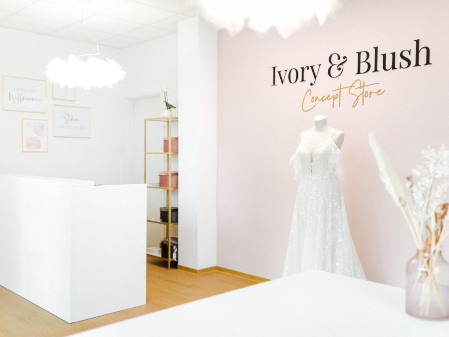 Main image for gallery Ivory & Blush