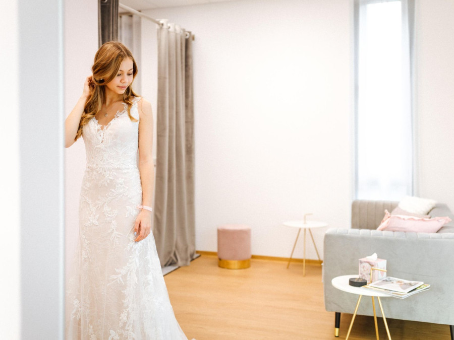 Main image for gallery Ivory & Blush