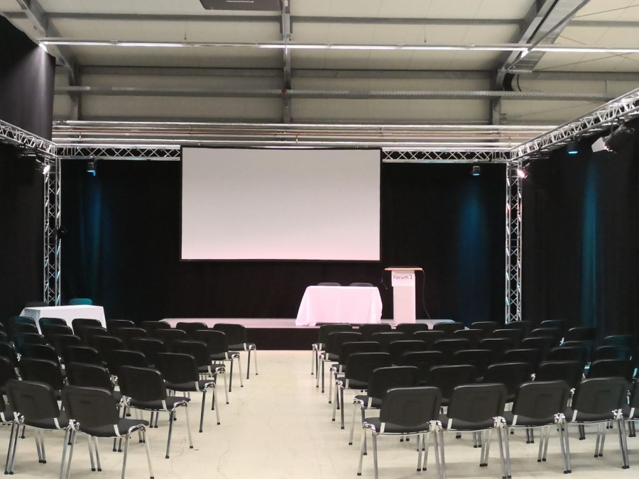 Main image for gallery Ausstattung - Möbel