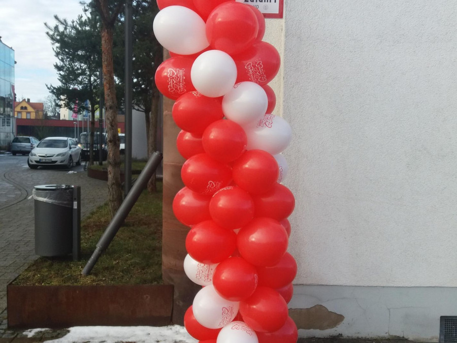 Main image for gallery Ballondekoelemente im Freien