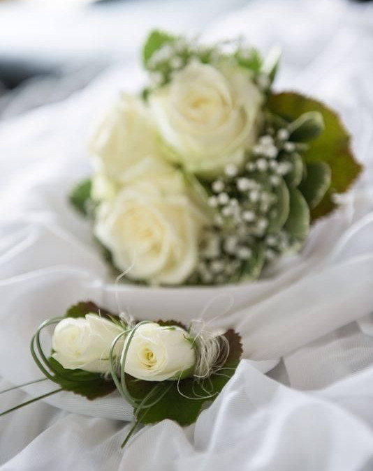 Main image for gallery Brautstrauss und Boutonniere