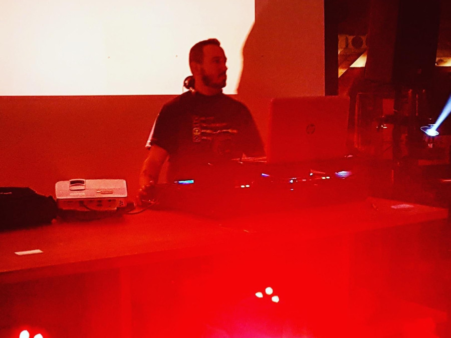 Main image for gallery DJ Relapse @work