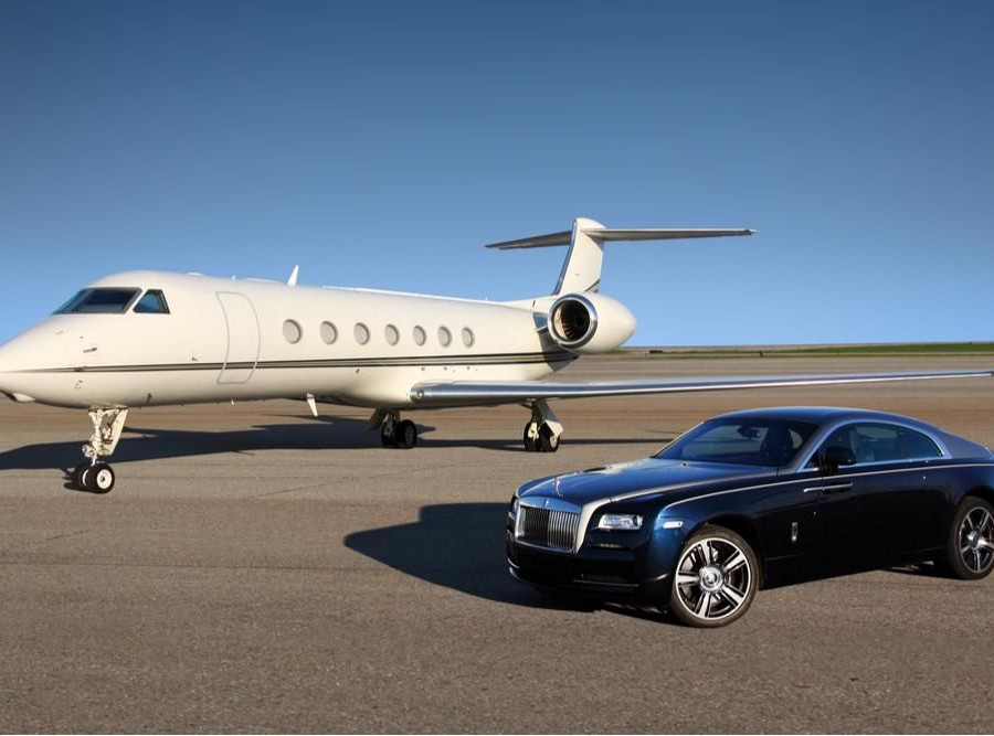 Main image for gallery Private Jet & Limousine