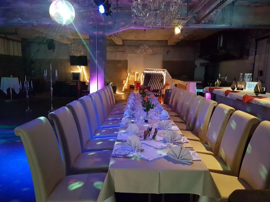 Main image for gallery EventGarage