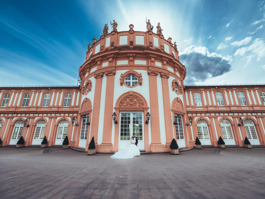 Main image for gallery Ihr Hochzeitsfotograf und Videograf für Ihre Hochzeit in Darmstadt Deutschlandweit