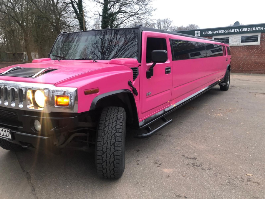 Main image for gallery Pinke Hummer Stretchlimousine für ganz NRW mieten