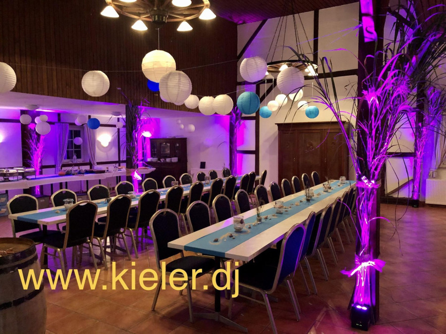 Main image for gallery DJ Sunny Ambientebeleuchtung